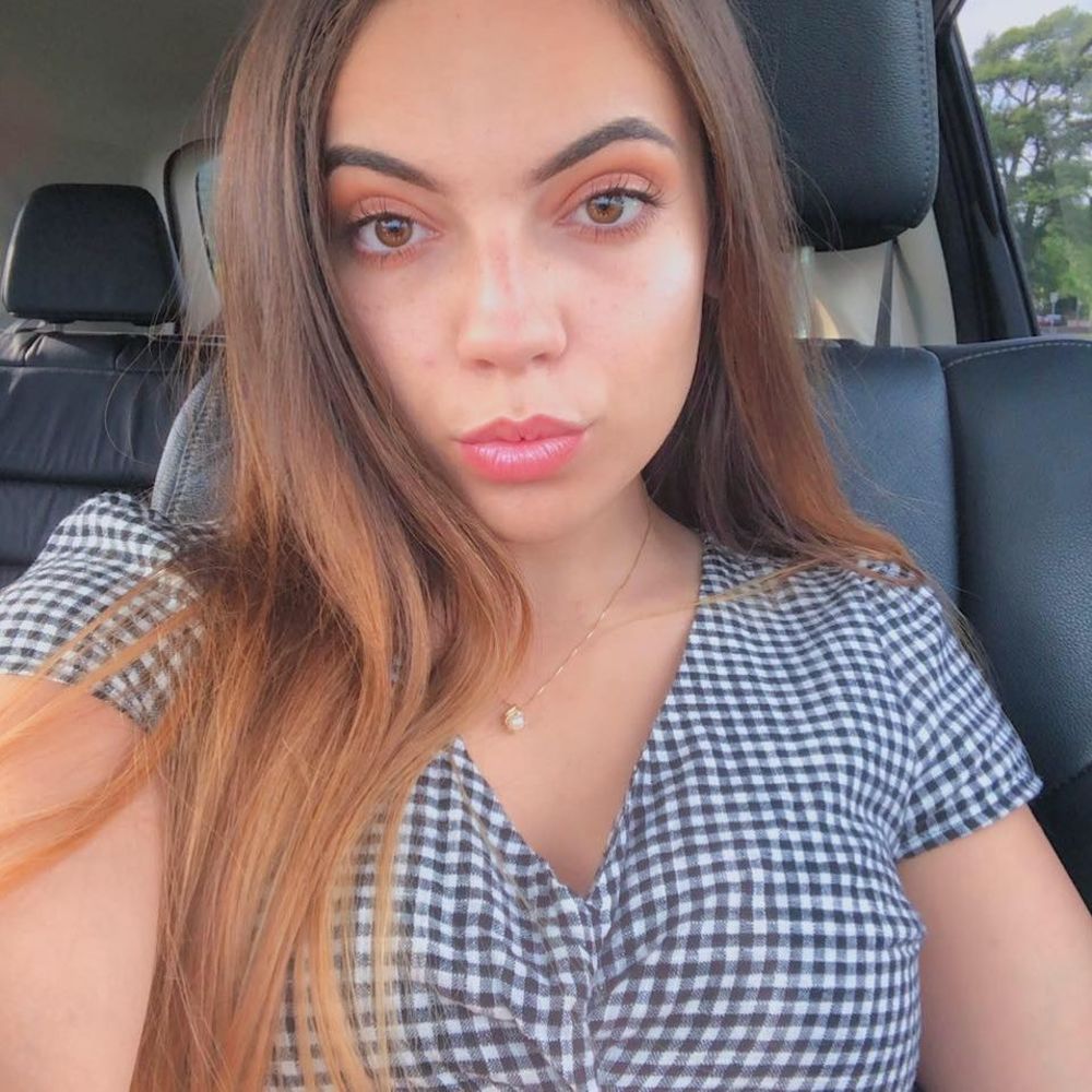 Meet your Posher, Samantha